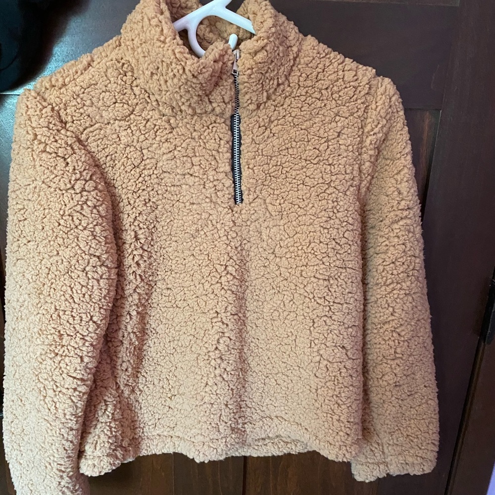 Cropped Half-zip Sherpa Tan. Size Small.